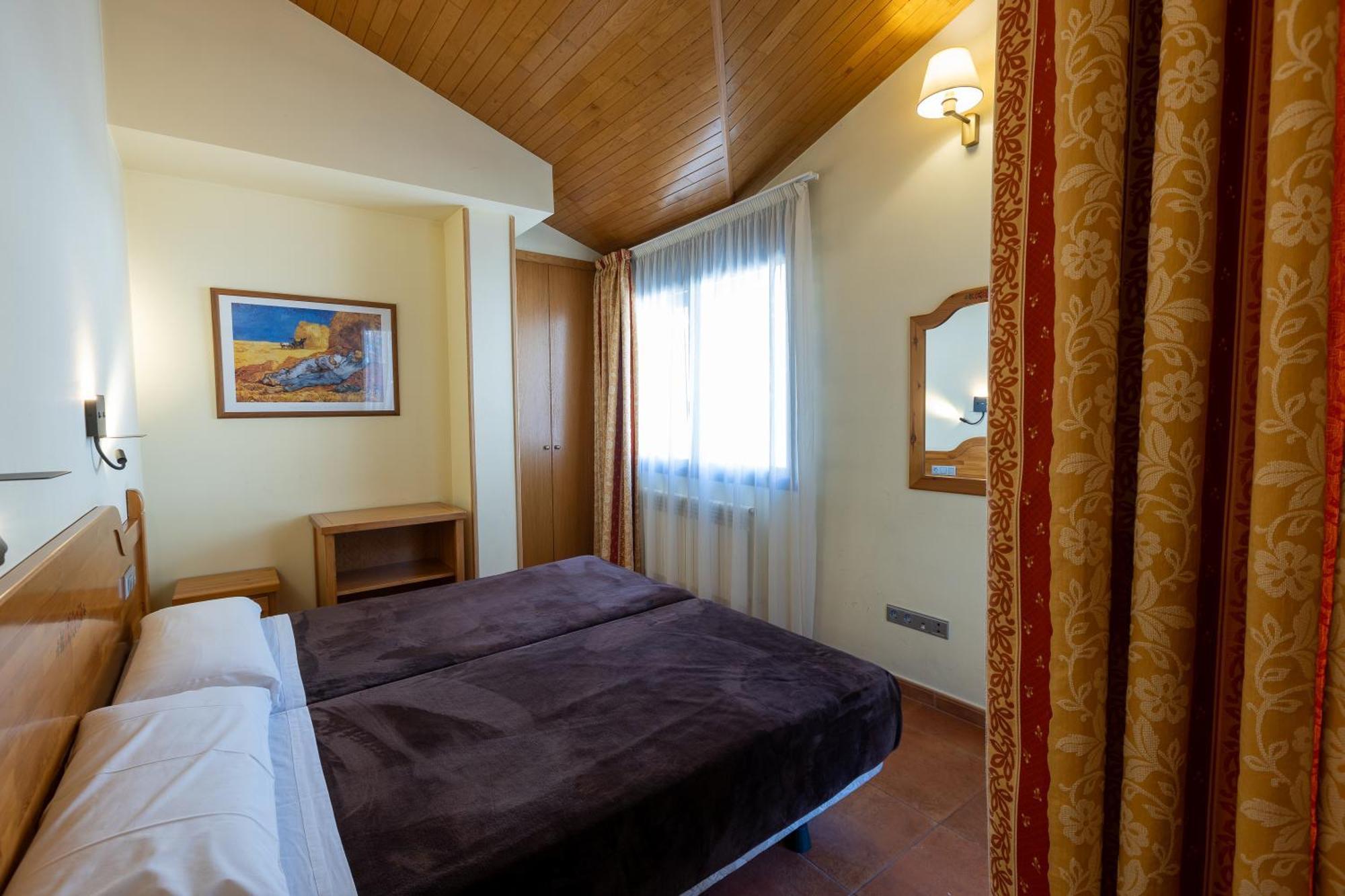 Apartaments Sant Moritz Arinsal Exterior photo